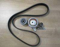 Original VW Zahnriemensatz 2.0 TDI inkl. Spann- und Umlenkrolle 05L198119A AKTION Original VW Zahnriemensatz 2.0 TDI inkl. Spann- und Umlenkrolle 05L198119A AKTION