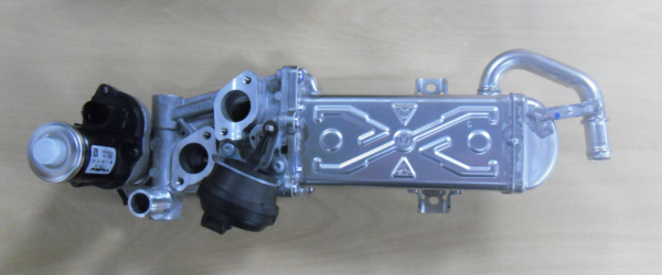 ORIGINAL Audi VW AGR Kühler Abgasrückführung Reglerklappe 1.6/2.0TDI 03L131512DQ