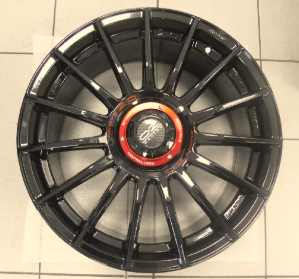 4x Alufelgen OZ SUPERTURISMO EVO Volkswagen Golf 7 19 Zoll Felgen in Gloss Black - 4Stück