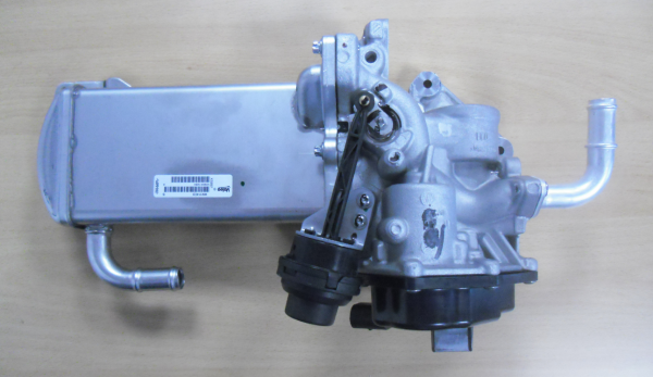 Original VW T5 T6 TDI Kühler AGR Abgasrückführung Reglerklappe 2.0 Motor Diesel