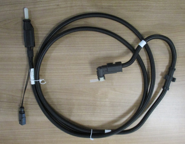 Original Dosierleitung zum Einspritzventil Audi Q3 VW Tiguan 5QF131984AA Neu