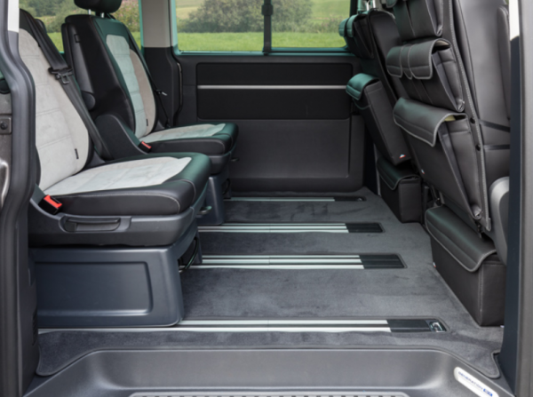 Brandrup Veloursteppiche VW T6/T5 Multivan: Fahrgastraum 1 Schiebetüren