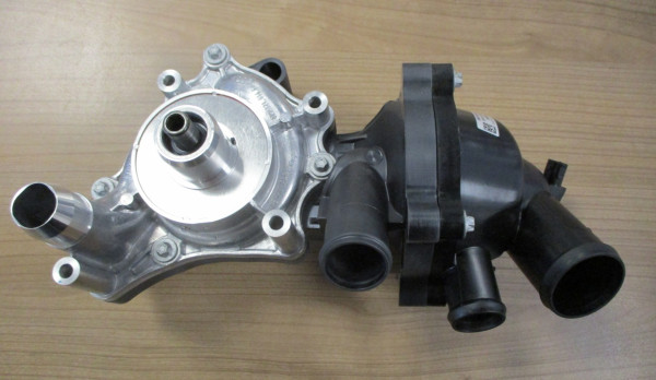 Original Kühlmittelpumpe Audi A5 A8 RS4 RS5 079121013 P/T